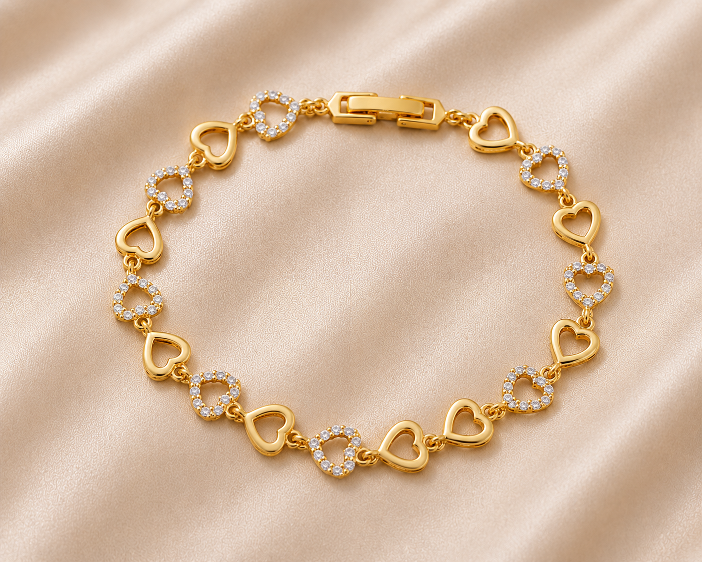 Amoura Heart Bracelet