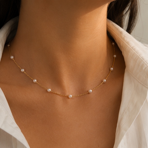 Luna Pearl Necklace