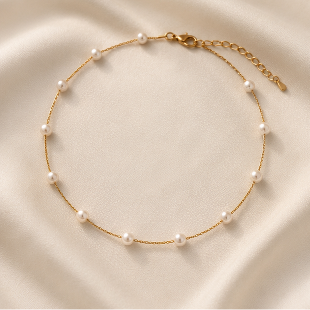Luna Pearl Necklace