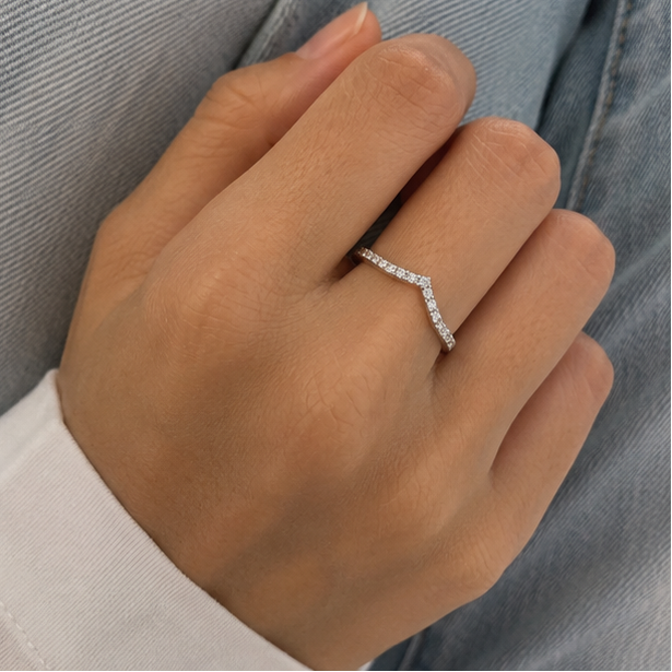 Luna Chevron Ring